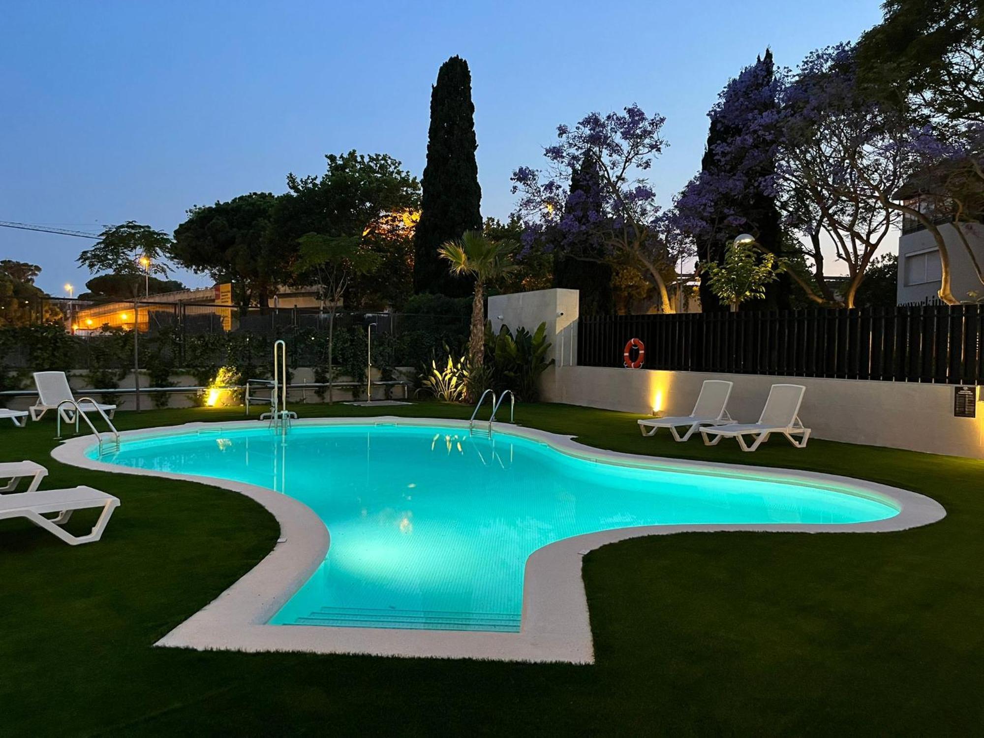Hotel C31 Castelldefels Exterior foto