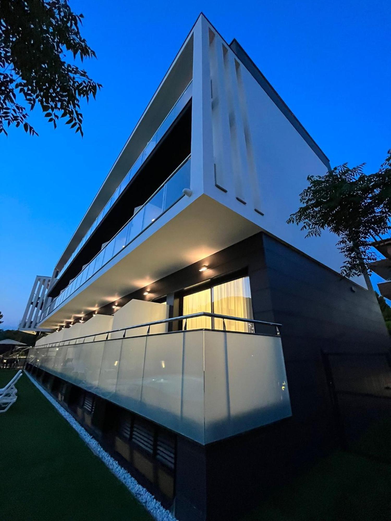 Hotel C31 Castelldefels Exterior foto